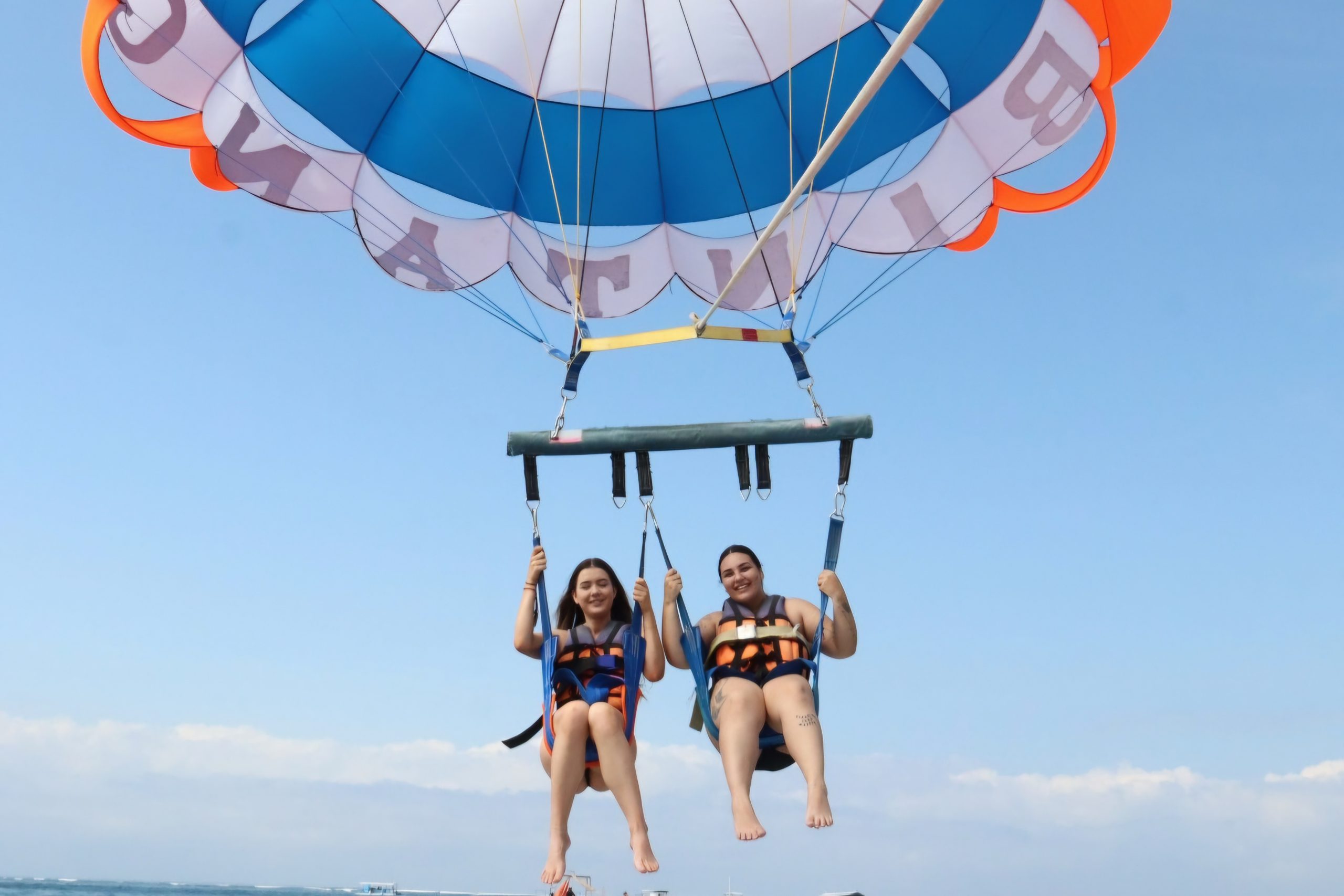 ReSee Bali Tour Parasailing